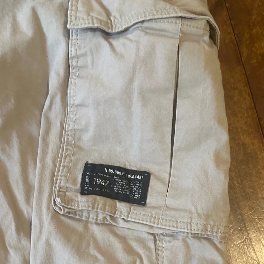 H&M Cargos Size‎ Small
